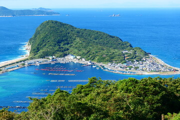 大望山より柏島を望む。大月、高知、日本。10月下旬。