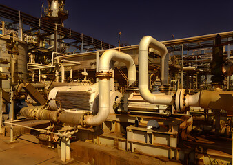 Acid gas removal units using computer generation