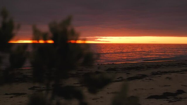 Calm Sea Beach during Sunset Calm Beach and Ocean at Sunset on Beach