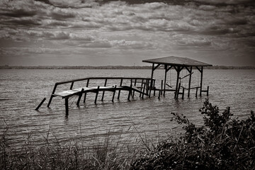 OLD BROKEN PIER DOCK