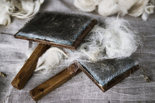 Vintage wooden wool carding comb. Pair of Hand Carders, wool carders felting, wool comb, carders with wooden handle. Vintage Pair Of Hand Wool Carders, Wool brushers.