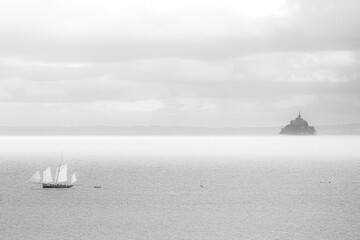 Segeln vor Mont St. Michel