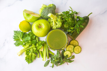 Detox drink made from fresh, green vegetables and fruits.