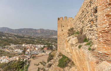 Fototapeta na wymiar Blick von der arabischen Burg in Salobrena, Andalusien, Spanien 