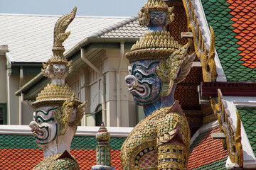 Fototapeta premium Guard statue at the Grand palace in Bangkok, Thailand