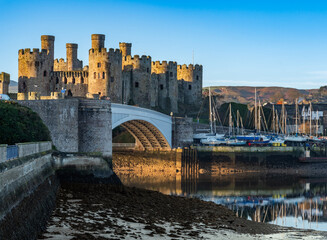 Fototapeta premium Conwy castle and town at sunrise North Wales
