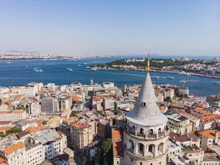 Deurstickers Top view of the Galata Tower in the old city of Istanbul, on a warm summer day © Denis