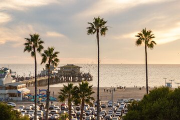 Fototapeta na wymiar Santa Monica Pier at Sunset