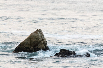 Fototapeta na wymiar Waves On The California Coastline