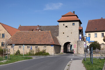 Fototapeta na wymiar Schwarzacher Tor in Sommerach