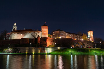 Royal Castle on Wawel Hill in Krakow / Zamek królewski na wzgórzu Wawelskim w Krakowie