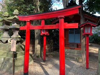 久伊豆神社の境内