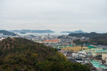 日本の岡山県玉野市の天空の良縁結観音寺のとても美しい風景