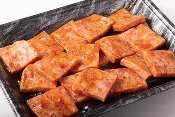 牛肉加工品　牛バラカルビ焼き肉用　(成型肉)