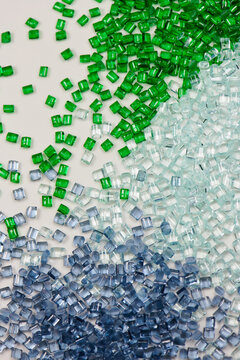 colored polymer resins in laboratory