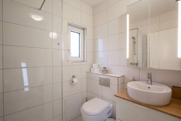 Fototapeten salle d'eau avec douche © 123cheesefr