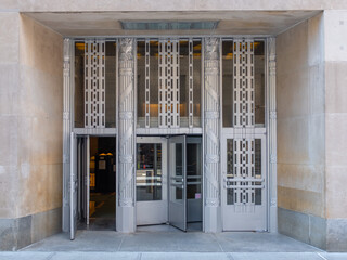 Fototapeta na wymiar Art deco entrance of a federal office building in lower Manhattan, NYC
