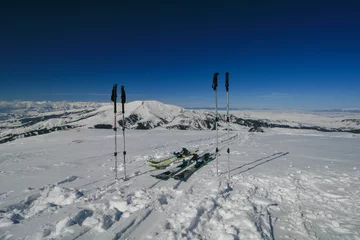 Fotobehang Skiing on top in the mountains of Kyrgyzstan. © Evgeniya brjane
