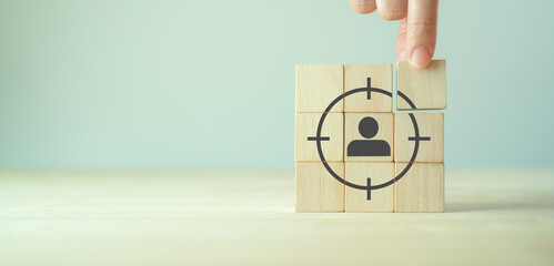 Target customer, buyer persona, customer behavior, personalization marketing, customer centric,...