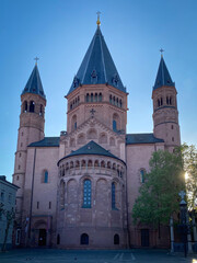Fototapeta na wymiar Mainz Cathedral, Germany