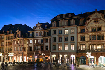 Obraz premium Facade of market houses and square in Mainz, Germany