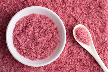 Red wine salt crystals in spoon and bowl