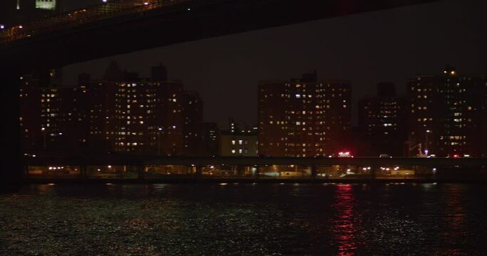 Ambulance Brooklin Bridge New York Night FDR Highway Cars Manhattan Pan