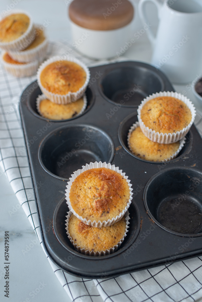 Wall mural vanilla muffin with chocolate