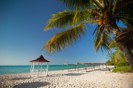 Beach paradise at  Playa La Jaula beach, Cayo Coco, Cuba.