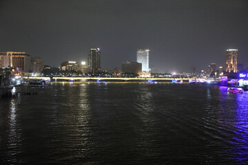 Fototapeta na wymiar cairo from 6th of october bridge at night