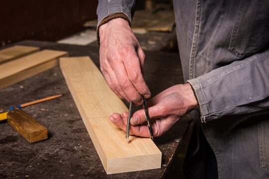 Technical drawing, design and marking for the manufacture of a wooden frame