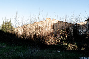 old abandonet building