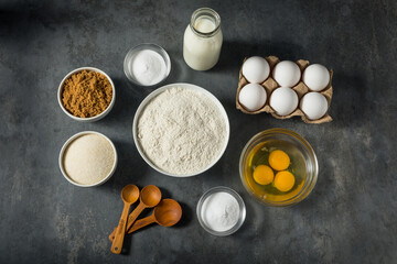 Obraz na płótnie Canvas Organic Raw Baking Ingredients