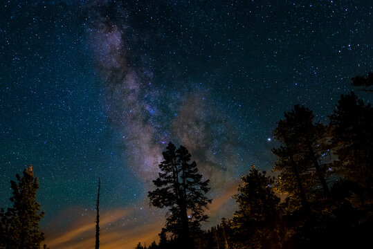 Long exposure photo of the Milky Way galaxy taken from Glacier Point in Yosemite National Park 