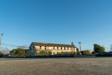 Fototapeta na wymiar Abandoned residential property at the Alameda Naval Base
