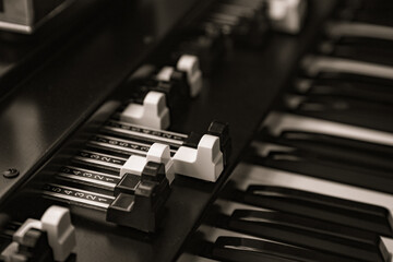 Zugriegel Drawbars einer Orgel