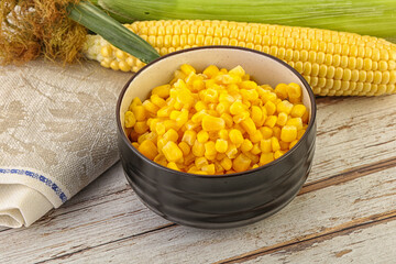 Canned yellow corn in the bowl