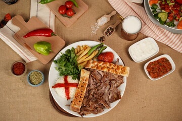 along with rice and meat doner, with appetizers. Can be used for restaurant. Turkish cuisine