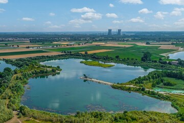 Fototapeta na wymiar Ausblick auf die Baggersee-Landschaft im Donau-Ried bei Gundelfingen