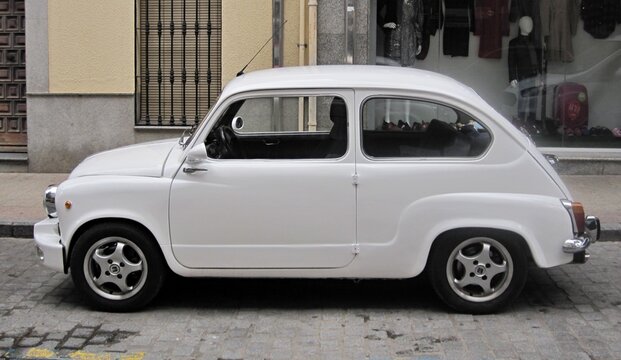 Seat 600 Abarth - small power car