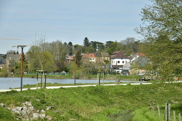 Lotissement r&eacute;sidentiel &agrave; proximit&eacute; du plan d'eau principal au parc du Paradis &agrave; Braine-l'Alleud 