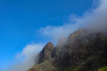Fototapeta na wymiar Low hanging clouds in the mountains on Tenerife in Spain