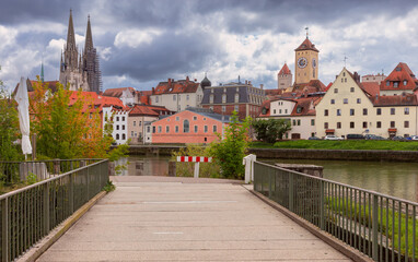 Fototapeta na wymiar Regensburg. View of the old city embankment along the Danube.