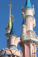 Fototapeta premium Parc à thème Disneyland Paris et Walt Disney Studios