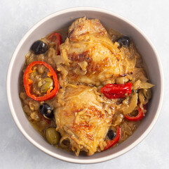 Chicken yassa with olives and peppers 