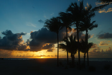 Fototapeta na wymiar Islamorada Sunrise in the Florida Keys