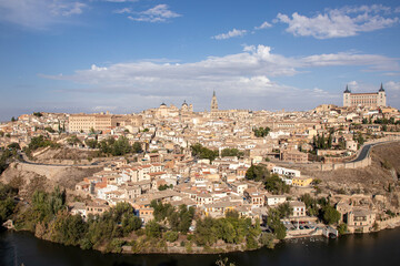Fototapeta na wymiar Panoramic view of the city of Toledo in Castile-La Mancha, Spain