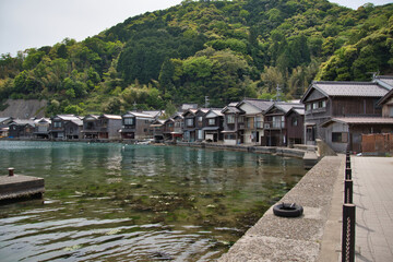 Obraz premium Ine no funaya. The well-known boathouses in the inlet of Ine town. Kyoto, Japan