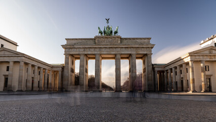 Obraz premium Long exposure of Brandenburg Gate in Berlin, Germany
