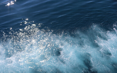 Fototapeta na wymiar Deep Ocean Sparkling Water